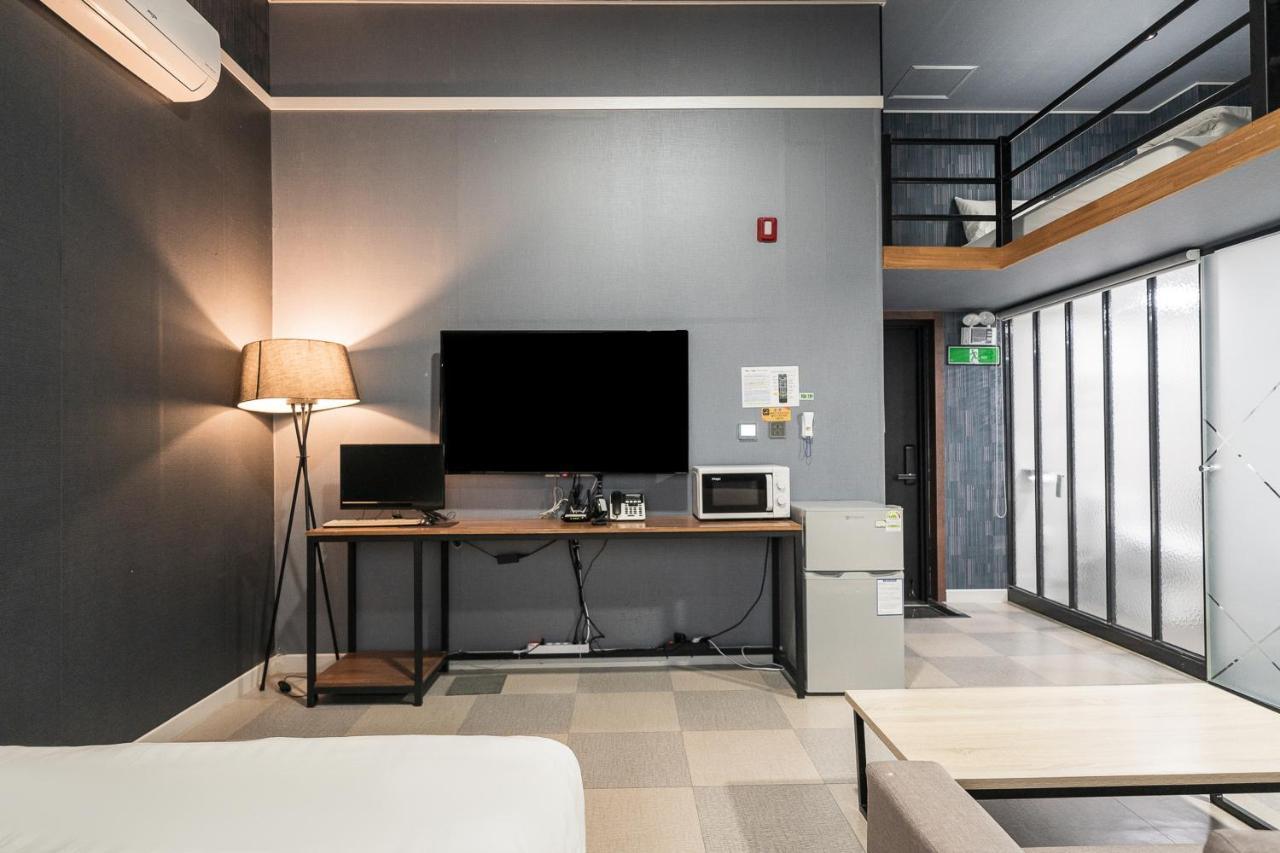 Malu Hotel Сувон Екстериор снимка